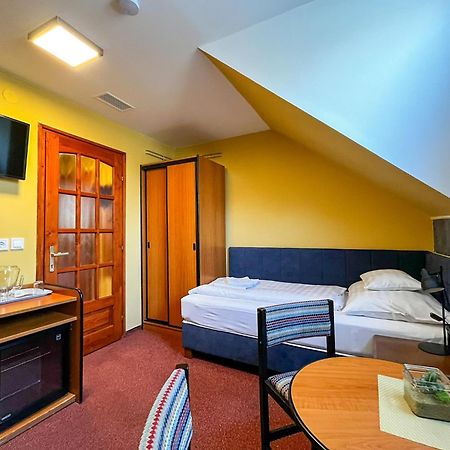 Kisviza Vendeghaz Hotel Baja Ngoại thất bức ảnh